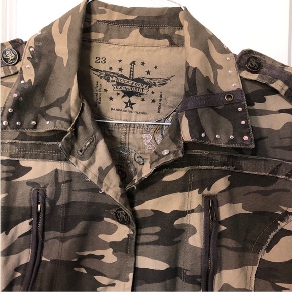 Rock and Roll Cowgirl camouflage jacket - Picture 2 of 11